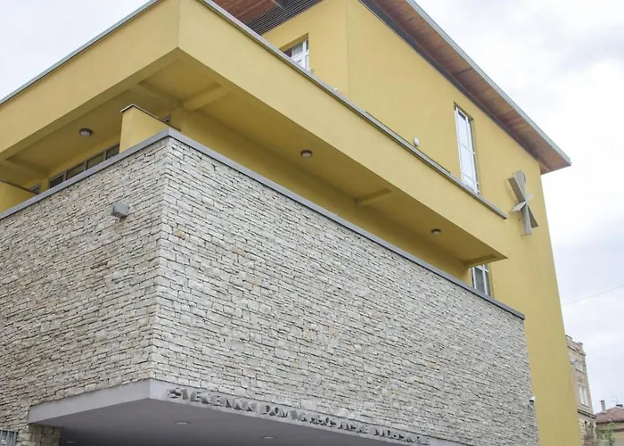 Nice 5 Apartments