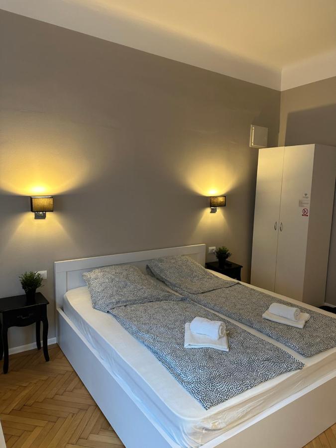 5 * Sarajevo
